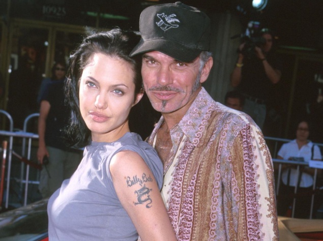 Анджелина Джоли с татуировкой для Билли Боб Тортона