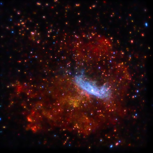 Остатки сверхновой звезды MSH 11-62, которая находится примерно в 16 тыс световых лет от Земли.