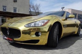 В Одессе продают "золотой" Maserati