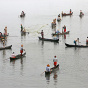 Индийские рыбаки поймали рыбу ростом с человека и продали ее за 3,74 миллиона рупий