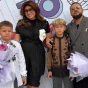 Зірки показали, як провели своїх школярів на 1 вересня