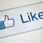 Facebook убрала большой палец из кнопки Like