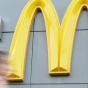 McDonald's отзывает более 30 млн браслетов для детей