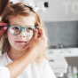 Дитина не хоче носити окуляри: лікар пояснив, що робити