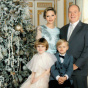 В мережі з'явилась різдвяна листівка князя Альбера II і княгині Шарлен