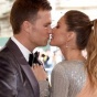 Звездные пары на Met Gala: Лопес ради бойфренда надела скромный наряд, а Бюндхен флиртовала с мужем
