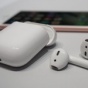 Apple предлагает услугу индивидуальной замены наушника AirPods в случае его утери