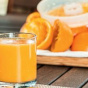 Жінка 40 днів не пила нічого, крім апельсинового соку: як це вплинуло на її здоров'я (фото)