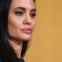 Анджелина Джоли рассказала о своей маме: "Ей пришлось очень нелегко"