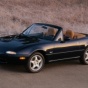 Mazda празднует 25-летие легендарной модели MX-5 Miata