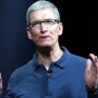 Зарплата главы Apple сократилась в 100 раз