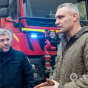 Іноземні партнери передали Києву ще один надсучасний пожежний автомобіль – Кличко