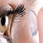 Ученые создали «лечебные» контактные линзы