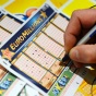 Выигравший в лотерею француз отдаст 50 миллионов евро на благотворительность