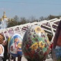 Яркие писанки фестиваля в Киеве: грозный Посейдон, Шевченко и желтая субмарина