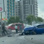 В Киеве в серьезное ДТП попали четыре авто (видео)