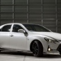 Toyota Mark X получила карбоновую крышу