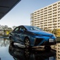 Toyota начала продажи первого в мире водородомобиля