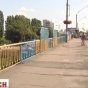 Святошинский путепровод стал желто-голубым
