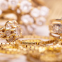 В Китае невеста надела на свадьбу 60 килограммов золотых украшений