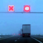 В Іспанії протестували нові лазерні дорожні знаки в умовах туману