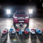 Игрушечные пикапы взяли на буксир Toyota Hilux