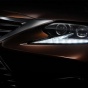 Lexus показал первый тизер обновленного седана ES