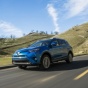 Toyota представила гибридный RAV4