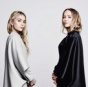 Звездные двойняшки в журнале Harper’s Bazaar