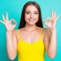 ТОП-10 странных жестов со всего мира (ФОТО)