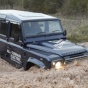 Land Rover тестирует электрический Defender