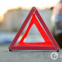 Під Києвом водій Mercedes на швидкості протаранив причіп та інше авто