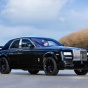 Rolls-Royce показал "мул" своего первого внедорожника