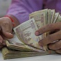 Бедная жительница Индии по ошибке получила миллиард рупий