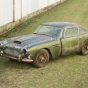Простоявший 45 лет в лесу Aston Martin DB4 уйдет с молотка