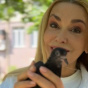 Сумська замилувала відео, як відпускає на волю врятовану голубку