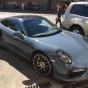 Porsche 911 необычного цвета заметили в столице