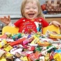 Стоматологи выкупают у детей конфеты
