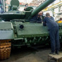 У РФ на виробництво зброї додатково направили 500 тисяч робітників