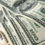 Украинцы массово продают доллары