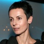 Апексимова призналась, что ей не хватает денег