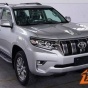 В Сети появились "живые" фото обновленного Toyota Land Cruiser Prado