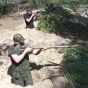 Белорусских школьников учат "стрелять" из лопат