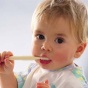 Что приносит пользу молочным зубкам, а что – вред?