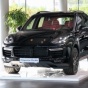 В Украине представлены новые версии Porsche Cayenne