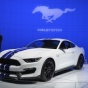 Ford выставит на аукцион первый экземпляр нового Shelby GT350 Mustang