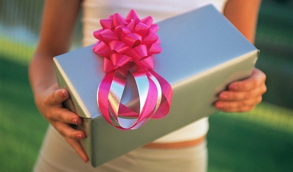 Что подарить жене на день рождения: 41 классная идея - Лайфхакер