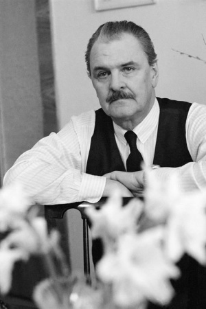 Юрий Яковлев (1928-2013), советский и российский актер