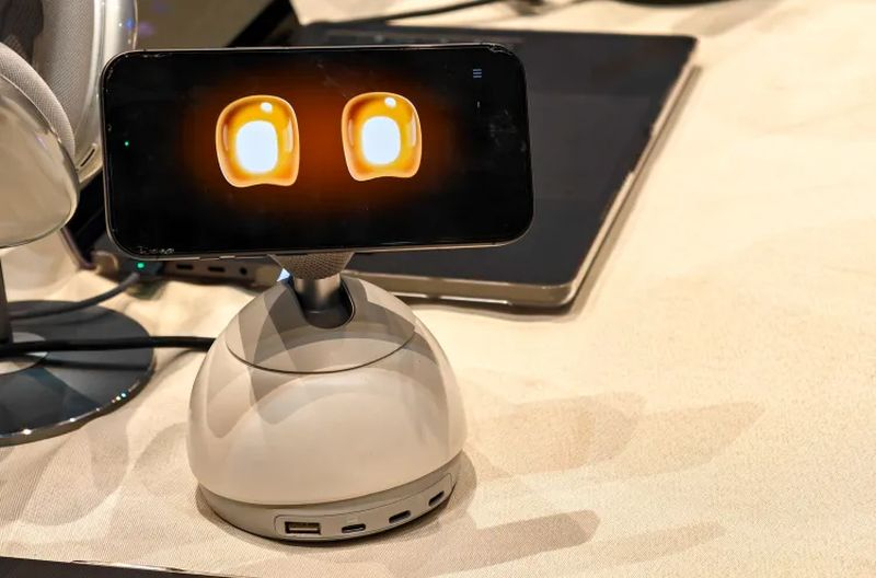 Зарядний пристрій Deskmate: The Verge