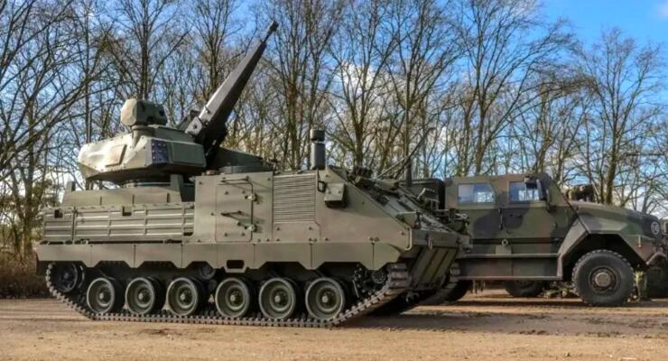 Україна отримала від Німеччини бронемашини бойової підтримки ACSV